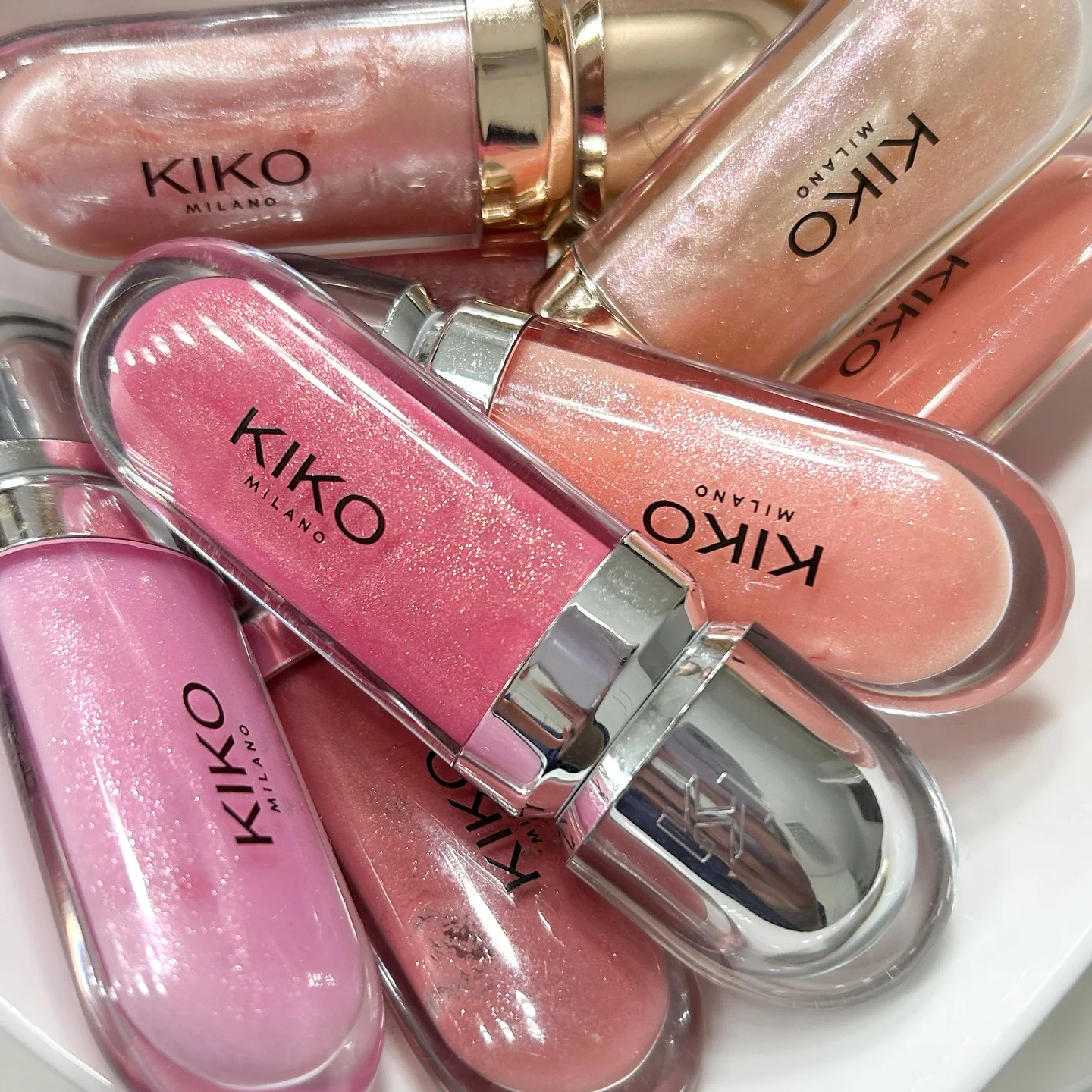 Kiko Original Gloss à lèvres effet miroir 3D, waterproof, longue tenue et anti-transfert, couleur douce couleur pâte de haricot, rouge brillant fin et charmant 1