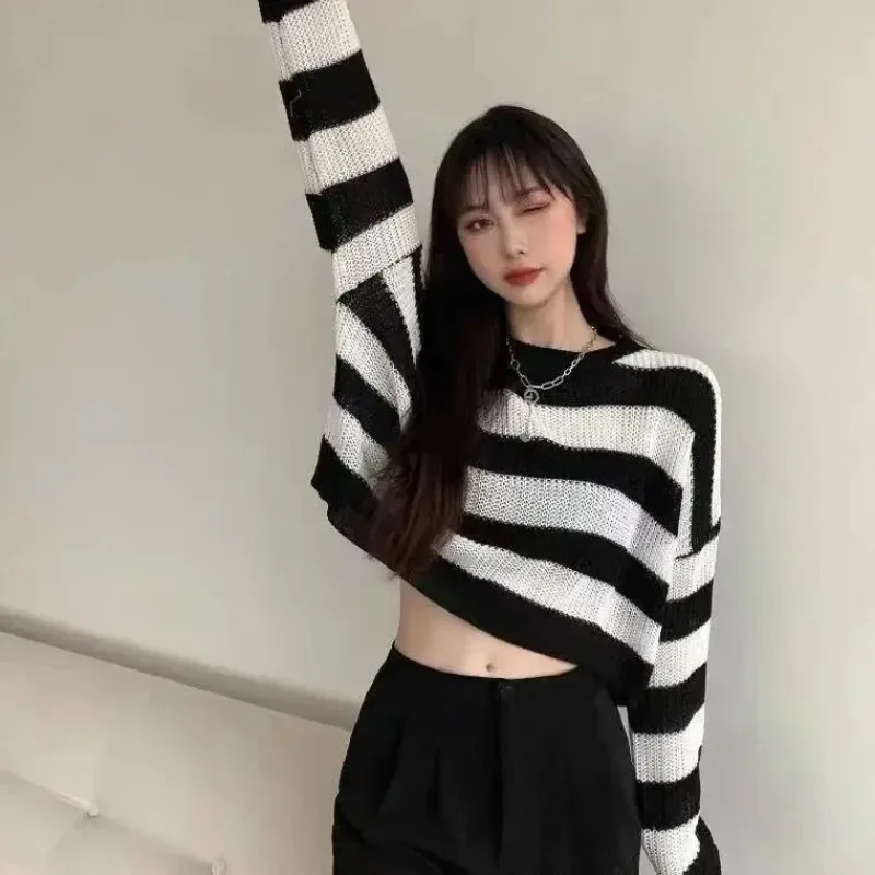 

Korean Style Striped Cropped Sweater Women Vintage Oversize Knit Jumper Female New Autumn Long Sleeve O-neck Pullovers Tops