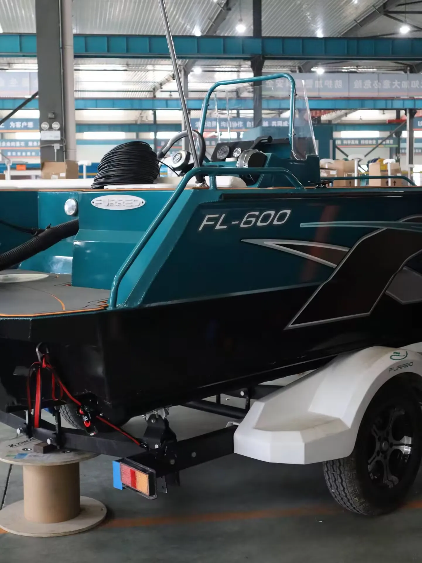 FURREO FL600C 6m deep V welding Hot sale luxury yacht multi-storage bin low-cost high-performance aluminum alloy yacht