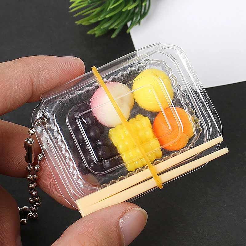 

Масштаб 1/12, 1/6, миниатюрная одноразовая коробка для фруктов с палочками, модель кукольного домика, модель еды, кухонные аксессуары для кукольного домика