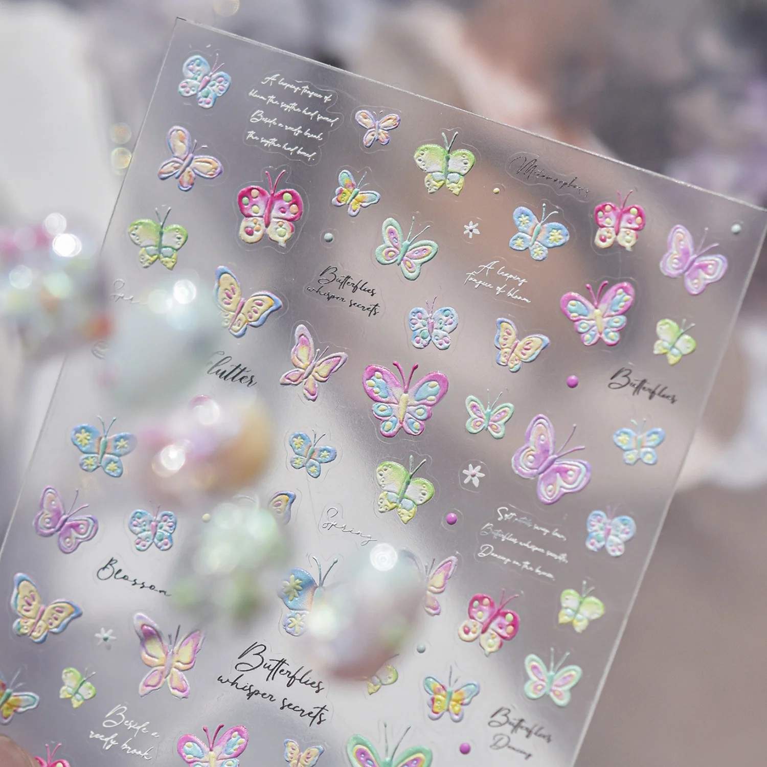 1pcs 5D 다채로운 손으로 그린 ??나비 네일 아트 스티커 부드러운 레트로 빈티지 양각 다채로운 나비 네일 데칼 매니큐어