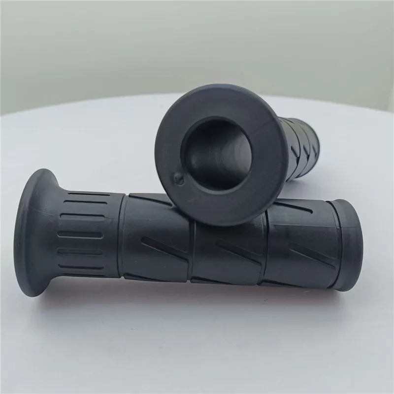 Motorcycle Motocross Grips - Universal 7/8'' 22MM Rubber Handlebar Grips
