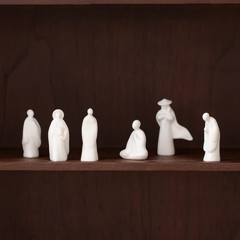 White Porcelain Mini Creative Buddha Figure Ornaments Living Room Tea Ceremony Zen Mini Accessories Landscape Decoration 1pc