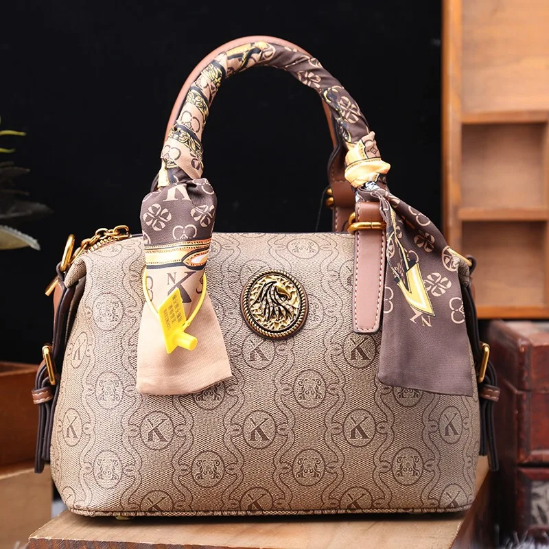 

Luxury Brand Louis Michel Fashion Retro Trendy Handbag with High-end Printed Single Shoulder Crossbody Boston Pillow Bag