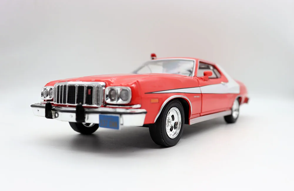 ミニカー 1976 Ford Gran Torino Chrome Edition 1976 Ford Gran Torino Starsky and Hutch Red Chrome Edition