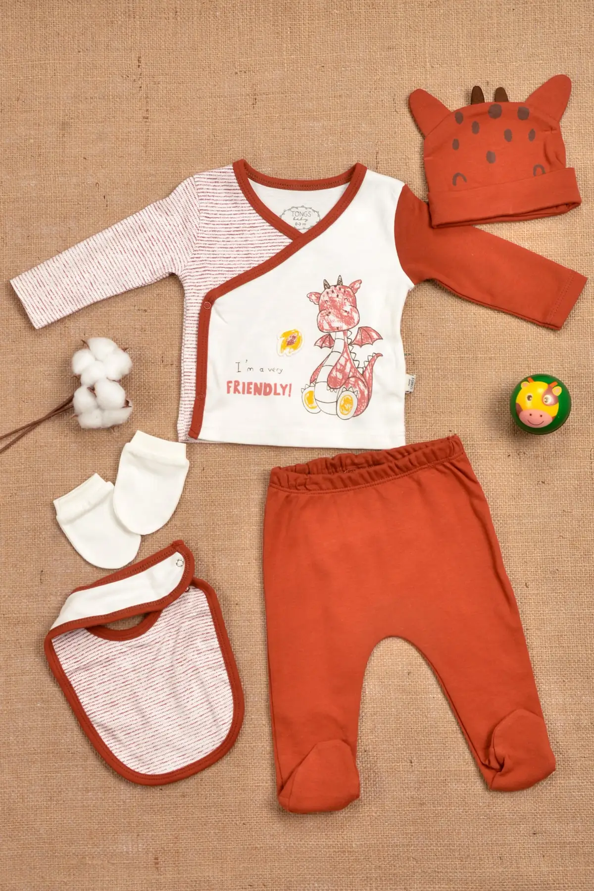 

Friendly Live Dragon, Side snap, Hat, Apron, Gloves Newborn Set & Hospital Outlet 0-3 Months Brown