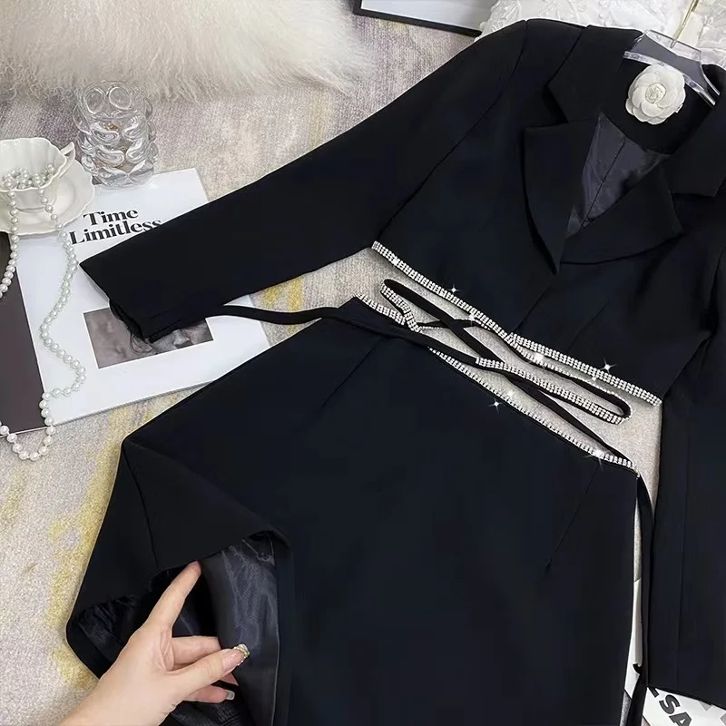

Luxury Sexy Waist Hollow-out Rhinestone Diamonds Suit Dress Women 2023 Autumn Winter New Polo Collar Long Sleeve Black Dresses