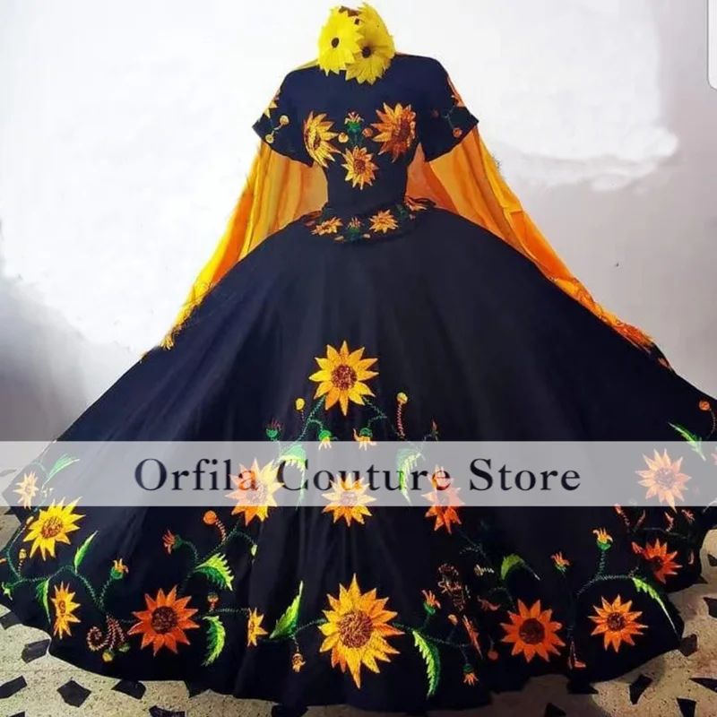 

Charro Sunflowers XV Quinceanera Dresses Off Shoulder Black Embroidery Lace Ball Gown Prom Gowns Vestidos 15 Anos