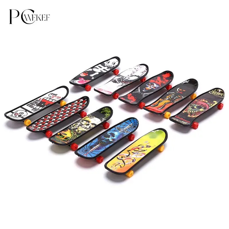 

Plastic Mini Skate Finger Skateboarding Fingerboard Novelty Toys For Boys Gifts