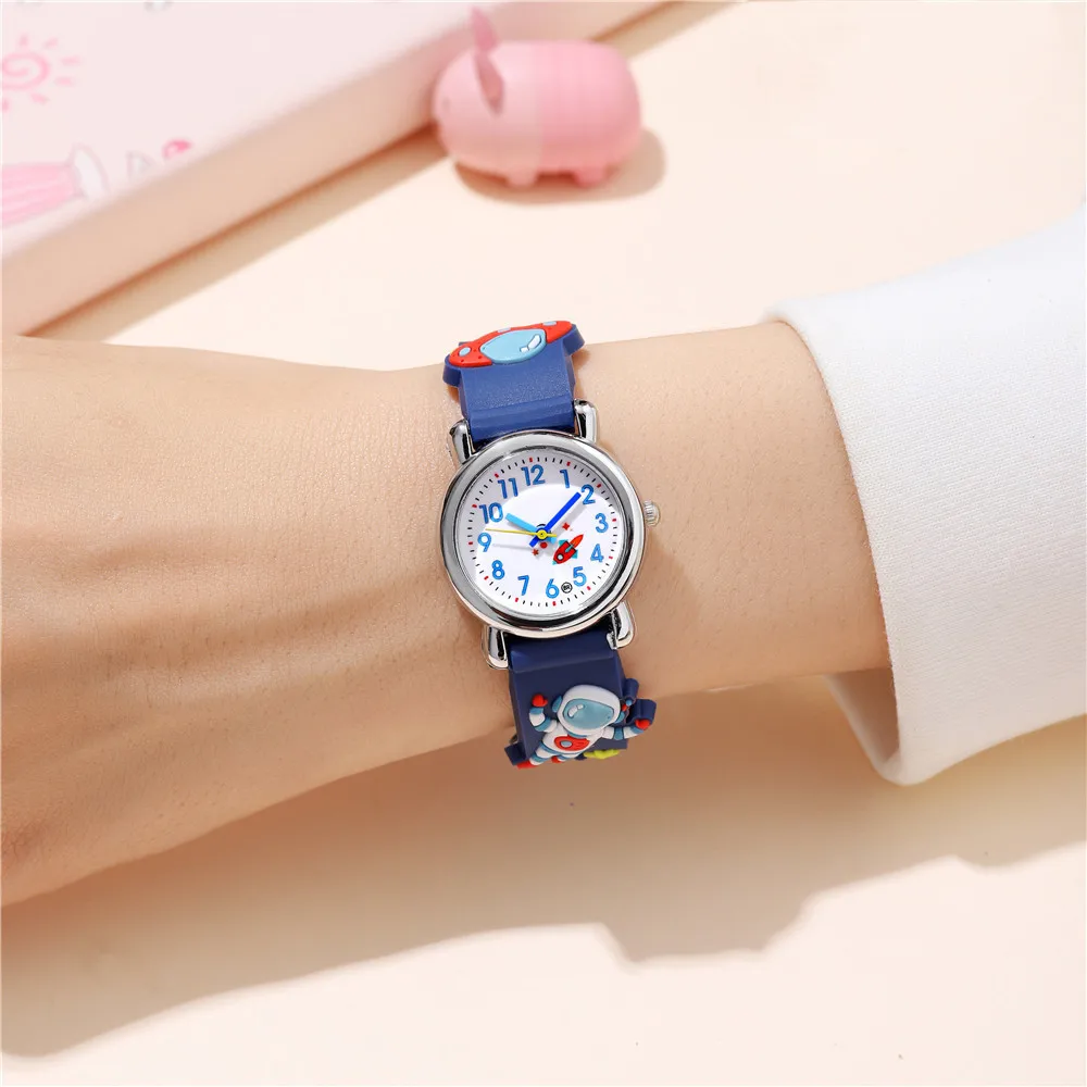 New Kids fashion Watches Astronaut Pattern Series Children's wristwatch Color Plastic tape Boy Girl Student Gift Watch