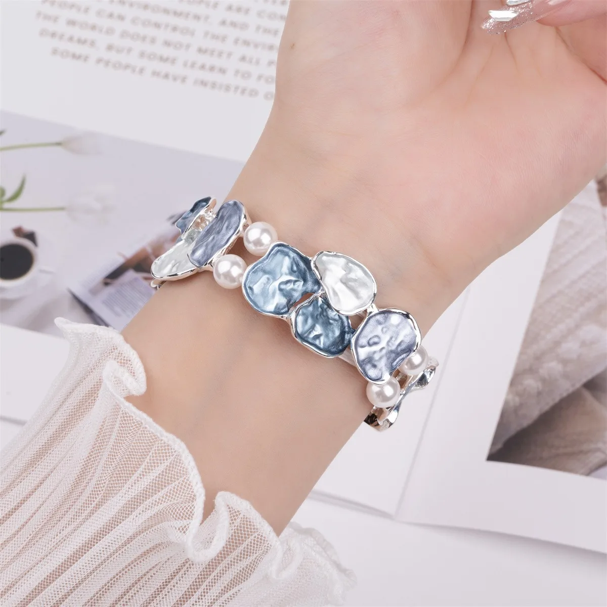 Bracelet de montre à bijoux pour iWatch Ultra 2 Series 10/9/8/7/6/5 Bracelet de montre tendance 42/44/45/46/49 mm 38/40/41 mm_voghion.com