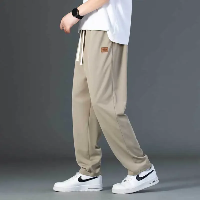 Khaki [recommended larger size]]