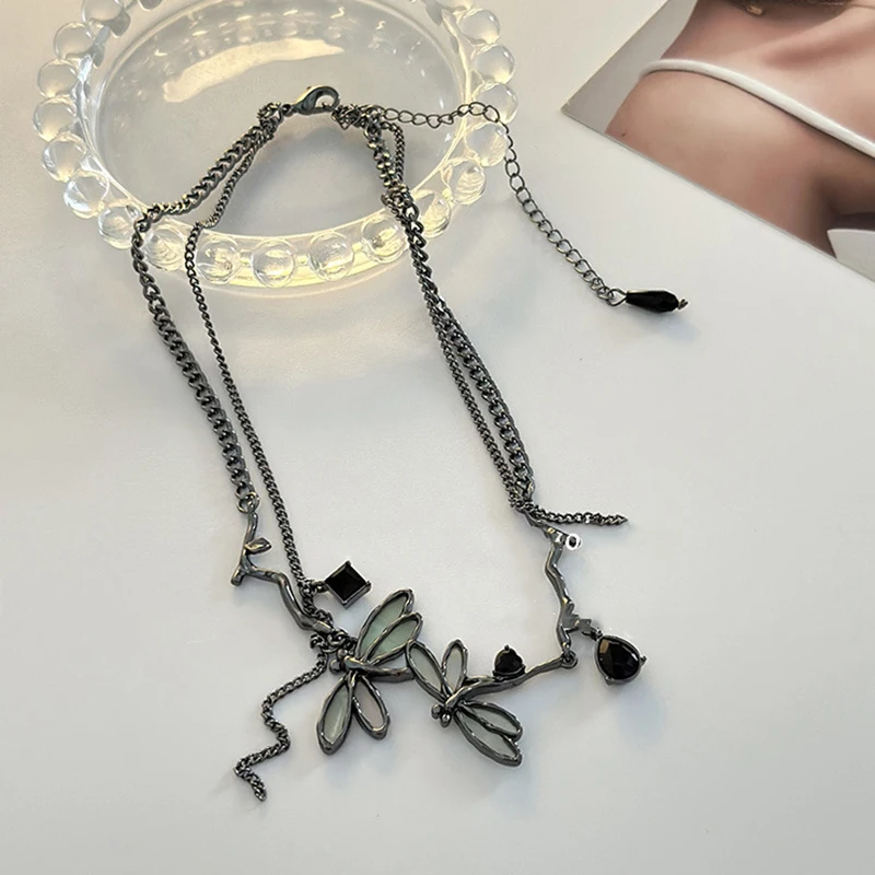 الحلو كول بندقية الأسود الخيال اليعسوب قلادة للنسا...