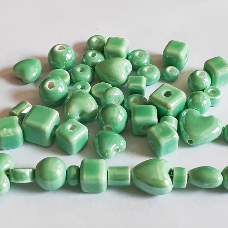 

Fashion Green Ceramic Beads, Used in Jewelry Making Necklace Bracelets, Ceramic Spacer Beads Of Different Shapes And Sizes