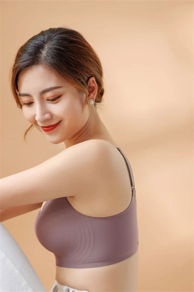 Women's Latex Seamless Sexy Bra Fashion Push-Up Bra Without Steel Ring Underwear Push-Up Bra With Padded Top Black Underwear
