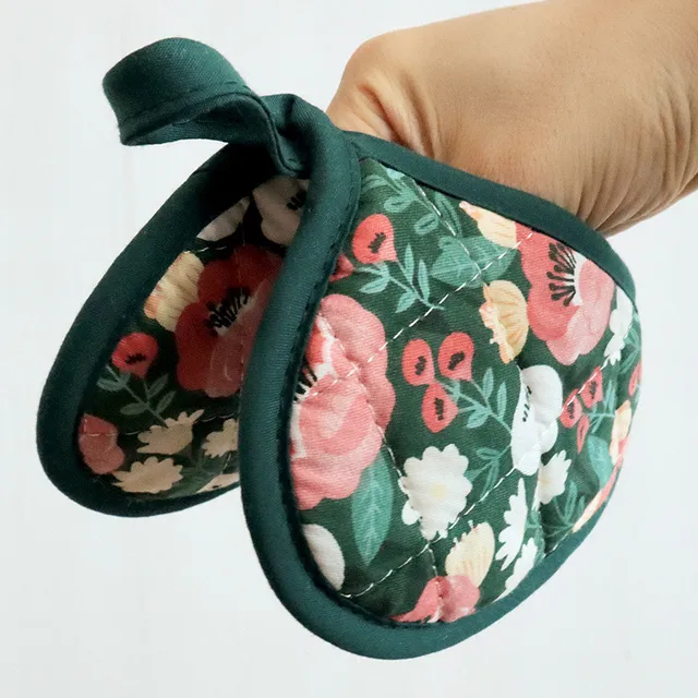 Japanese Flower Cotton Printed Baking Oven Gloves Home Kitchen Hot Resistant Heart-shaped Hand Clip Insulation Pad 3