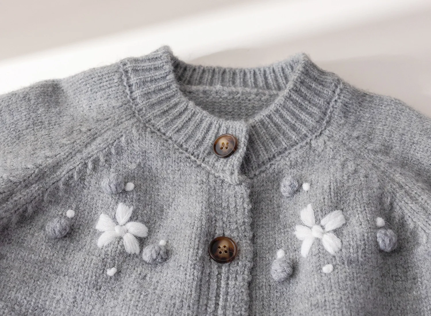 7398 가을과 겨울용 여아 스웨터 신상 아동 니트 가디건 코트 달콤하고 사랑스러운 꽃무늬 스웨터 코트