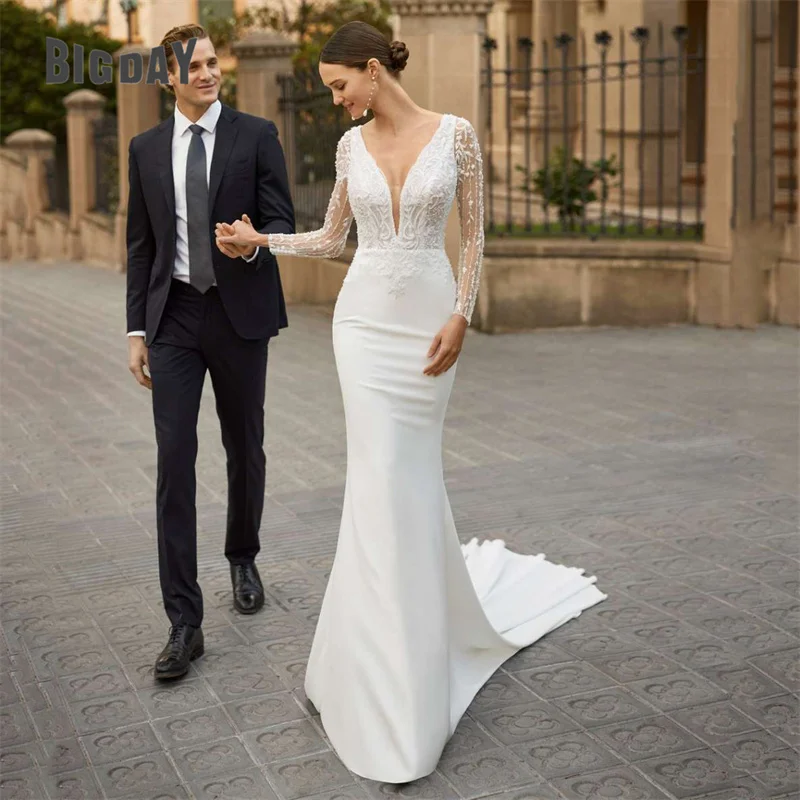

Elegant Mermiad Wedding Dresses 2023 Women Lace Illusion Back Long Sleeve V-Neck Lace Bridal Gown Sweep Train Vestidos De Noiva