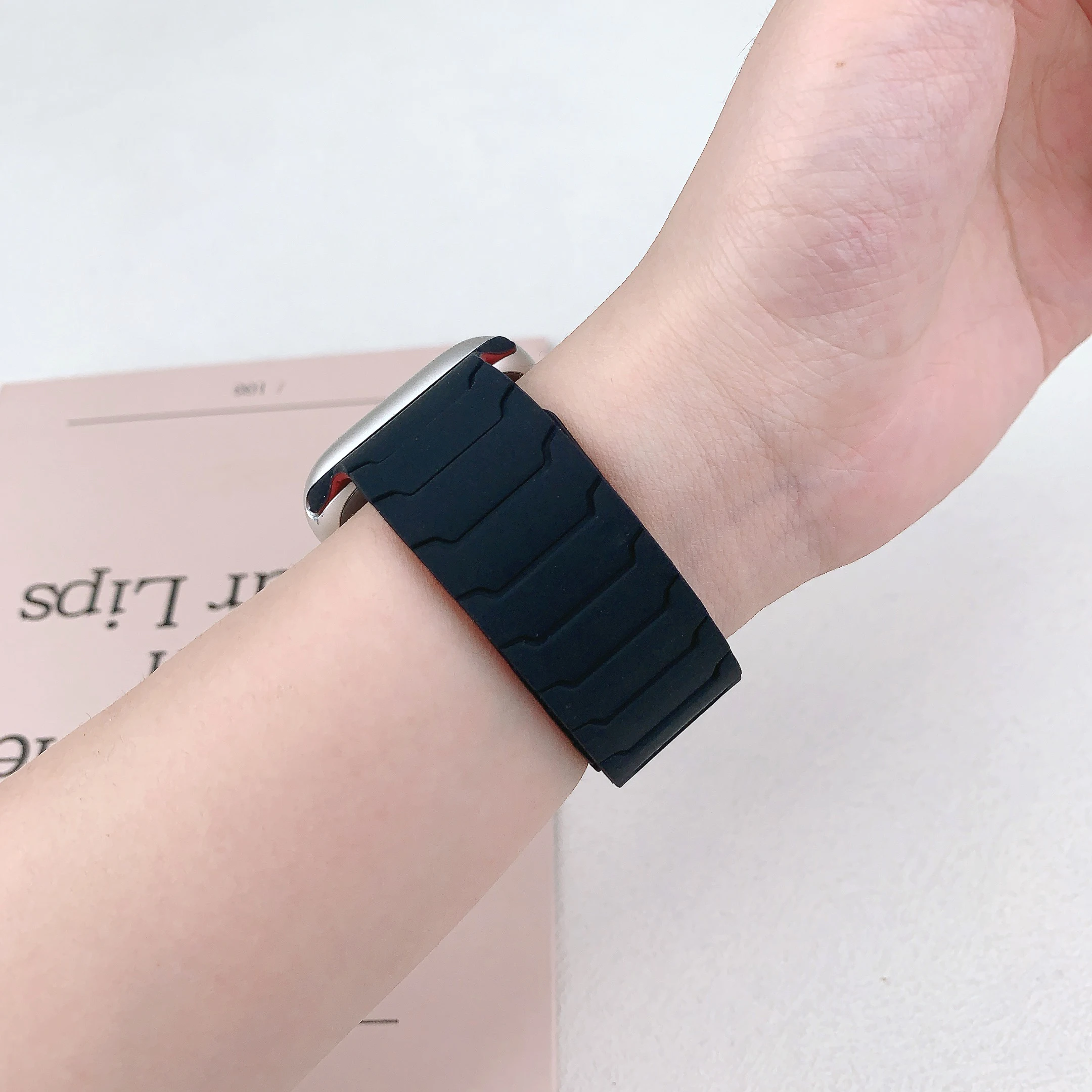 Magnetic Adjustable Smartwatch Strap Bracelet