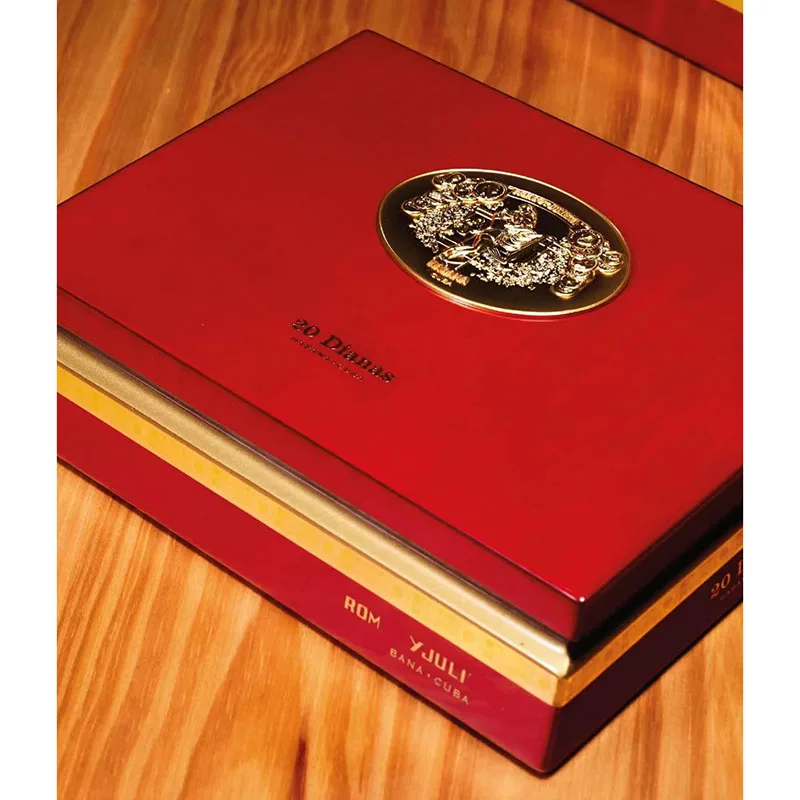 

CCigar Humidor Romeo y Julieta Linea Oro Dianas Nobles Hidalgos