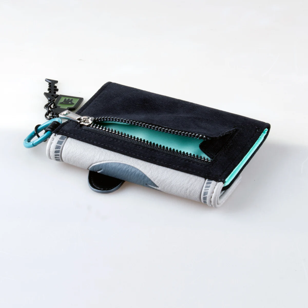 Disney the Nightmare before Christmas Embossed Wallet Fashion Personalized Card Holder Coin Purse