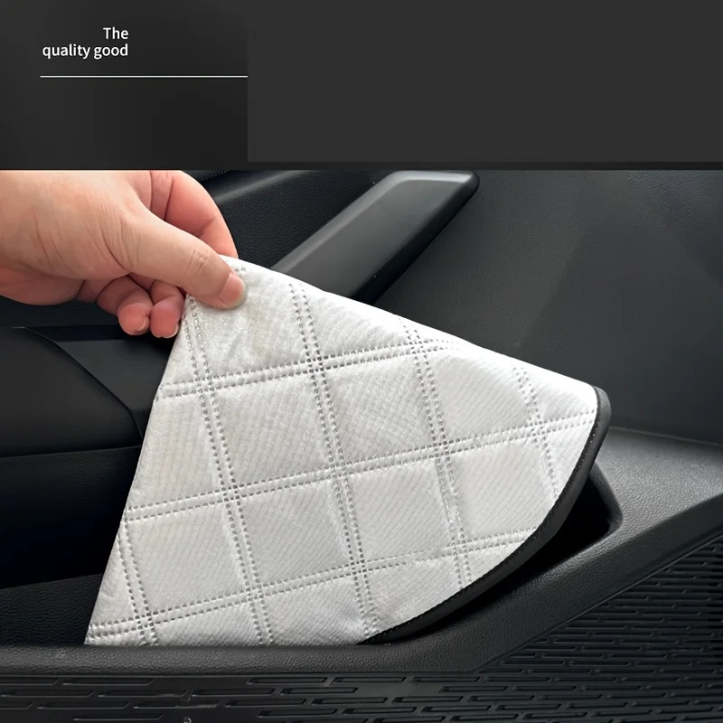 Coprivolante Universale per Auto - Isolamento Termico, Protezione Solare, Design Resistente alle Alte Temperature, Adatto a Vari Modelli di Auto - Image 5