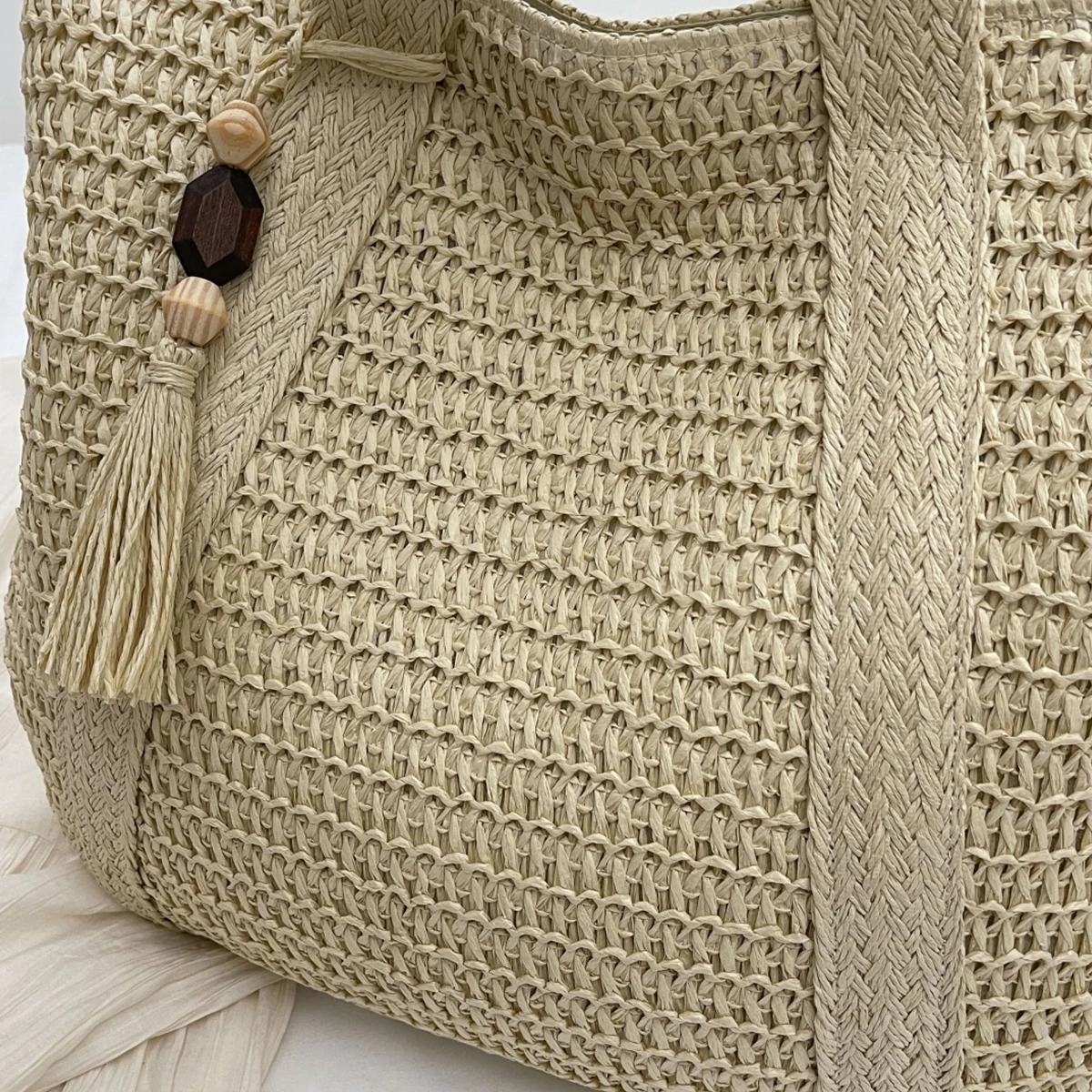 Large-Capacity Woven Straw Bag for Women 2025 New Casual Versatile One-Shoulder Vegetable Basket Bag Seaside Vacation Beach Bag Going Abroad Work Clothing Shopping Shopping Bag