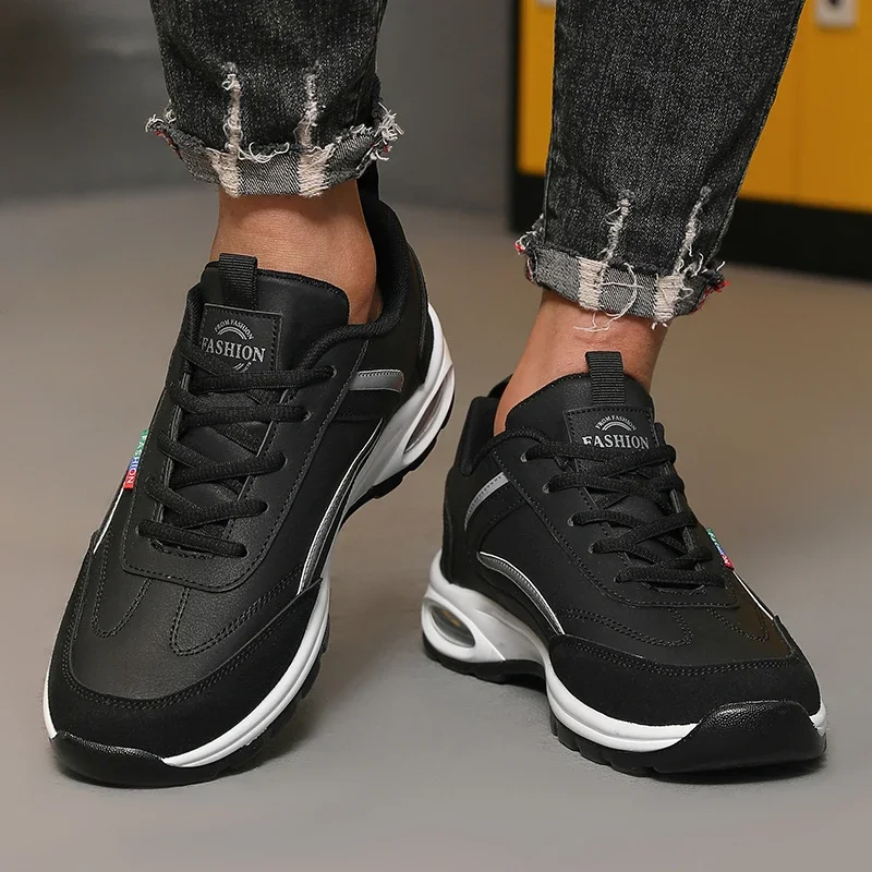 Men's Outdoor Hiking Shoes Fashionable Avant Garde Camping Jogging Shoes New Trendy Luxurious in Design Waterproof Work Sneakers