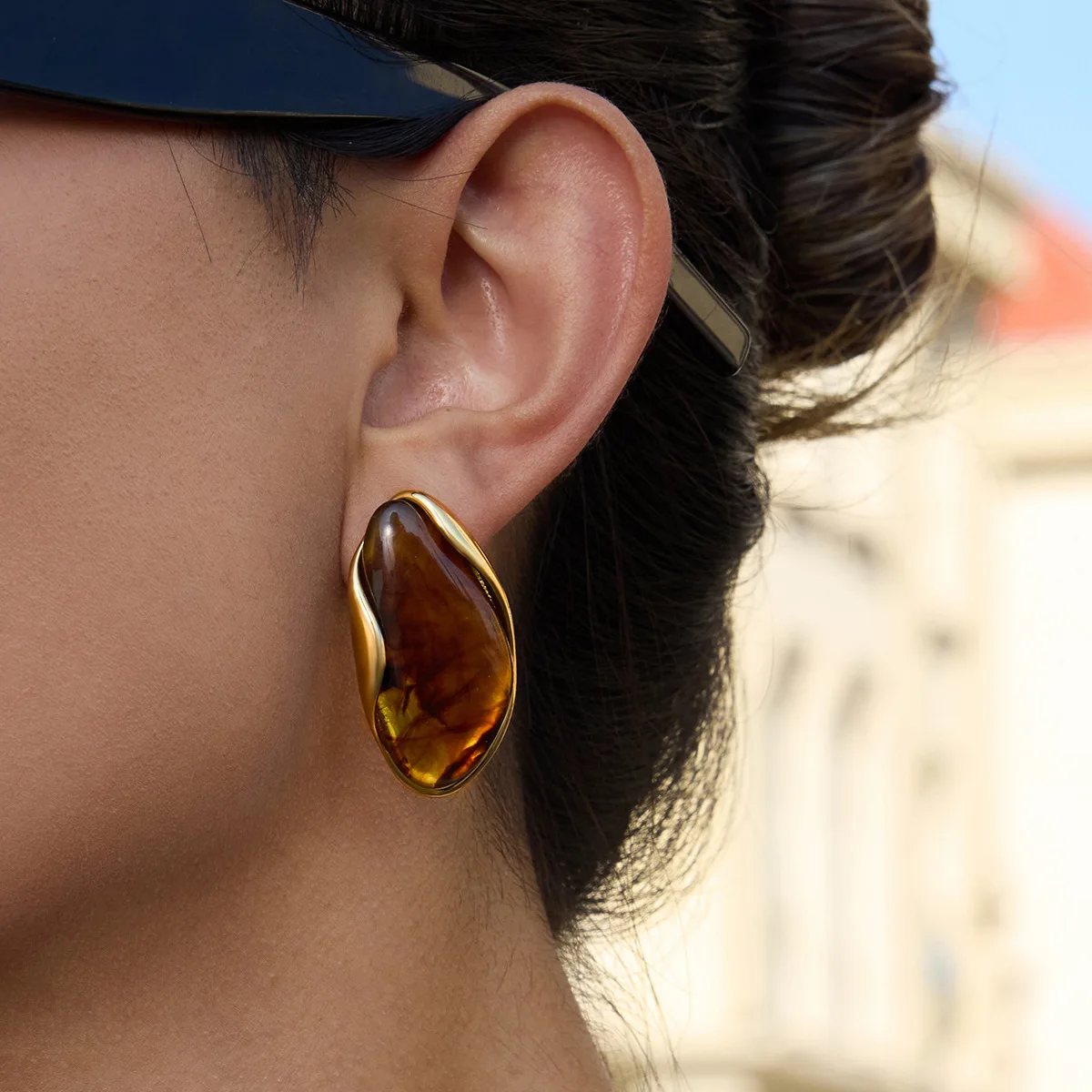 Design Sense Geometric Irregular Stud Earrings for Women Multi-color Enamel Resin Chunky Gold Plated Ear Studs Fashion Jewelry