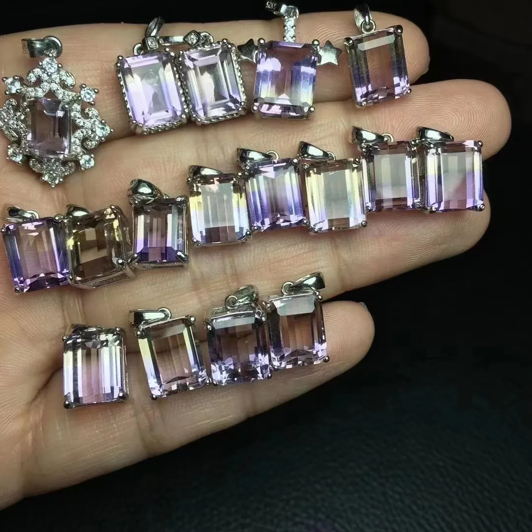

Серебро 925 пробы с бриллиантами