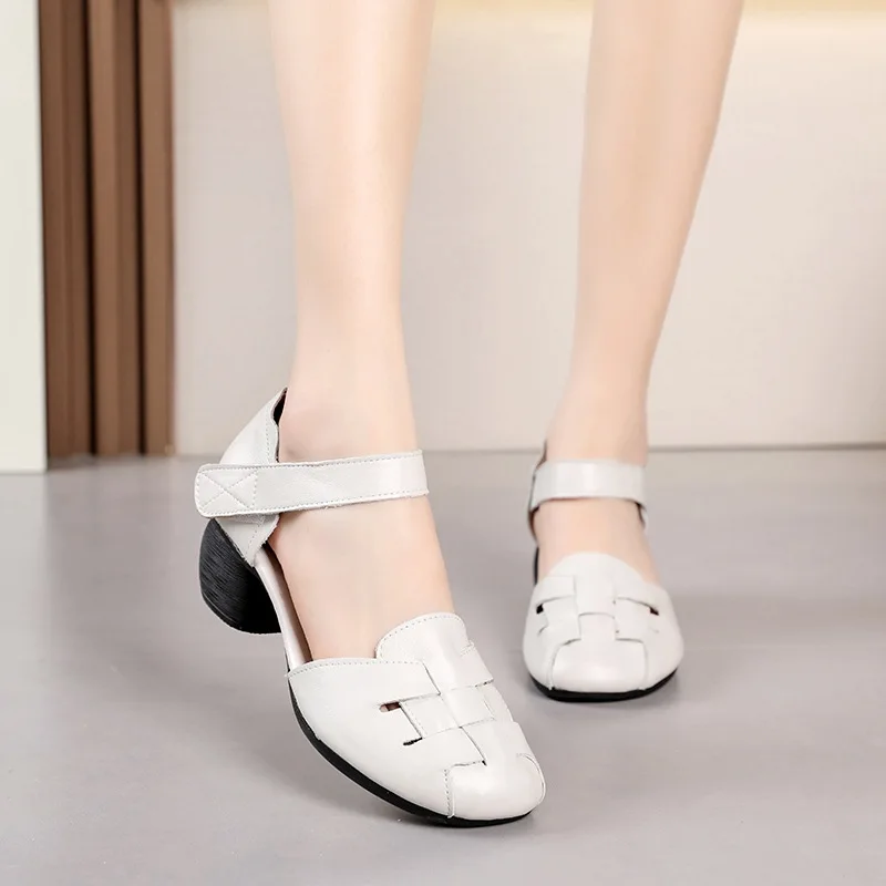 2024 New genuine leather sandals women summer closed toe roman shoes ladies hook loop ankle strap sandals round heels woman