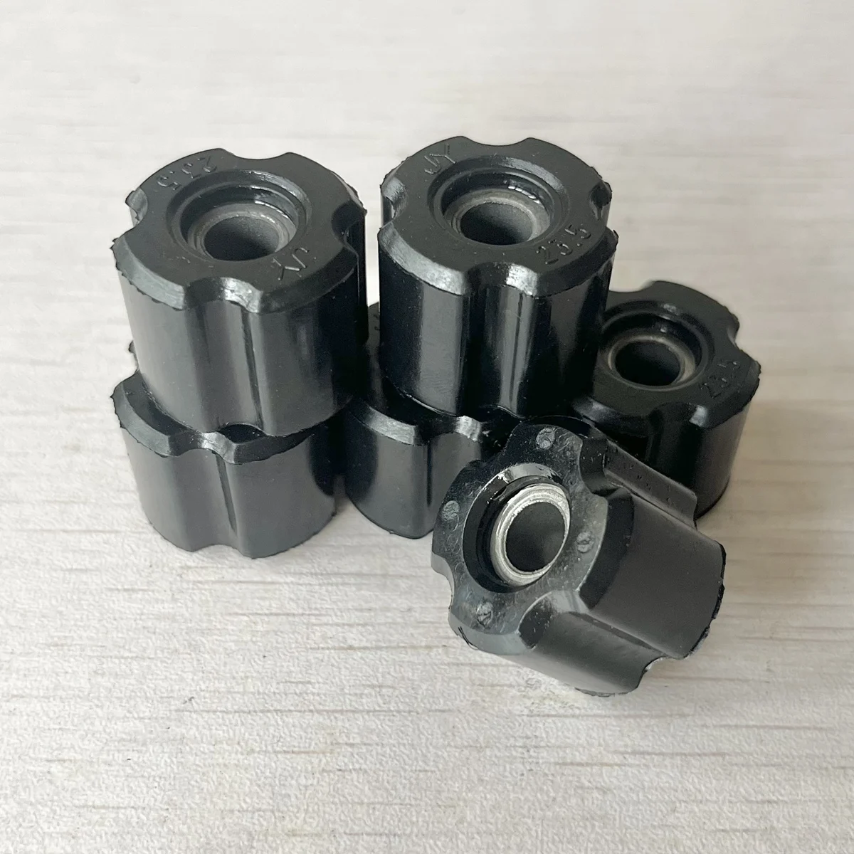 6PCS Brush Cutter Shaft Parts Bushing Oil Bearing 7MM/8MM For Grass Trimmer 26/28mm Tube Pipe Aluminum Tube Inside Replacement brush cutter accessories grass trimmer
