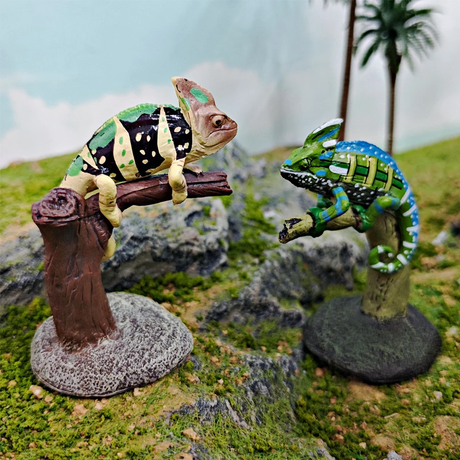 Statuette realistiche di rettili in plastica: camaleonte, drago di Komodo, drago barbuto, varano dal collare, iguana. Giocattoli educativi._voghion.com