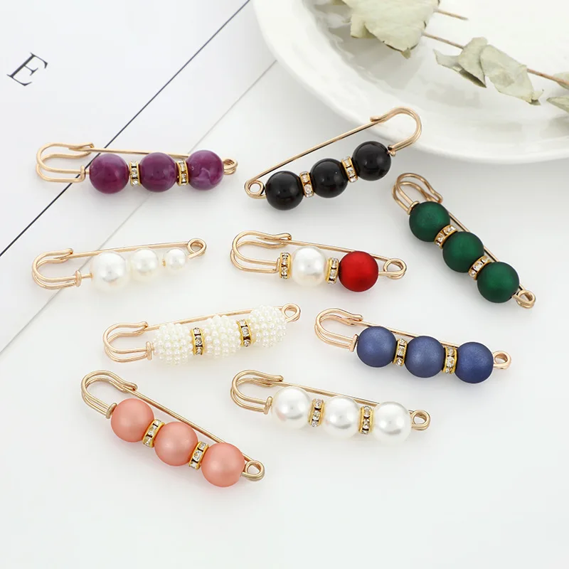 Women Skirt Waist Artifact Waist Pin Cute Imitation Pearl Rhinestone Brooch Anti-lighting Pin Jewelry