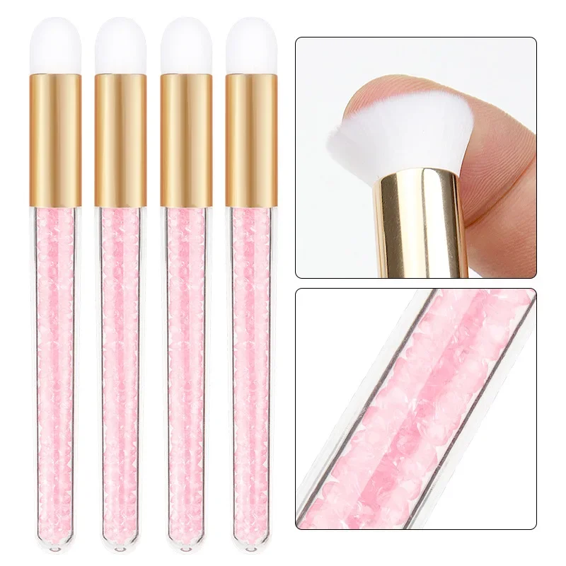 Eyelash Cleaning Brush Set - Use Case