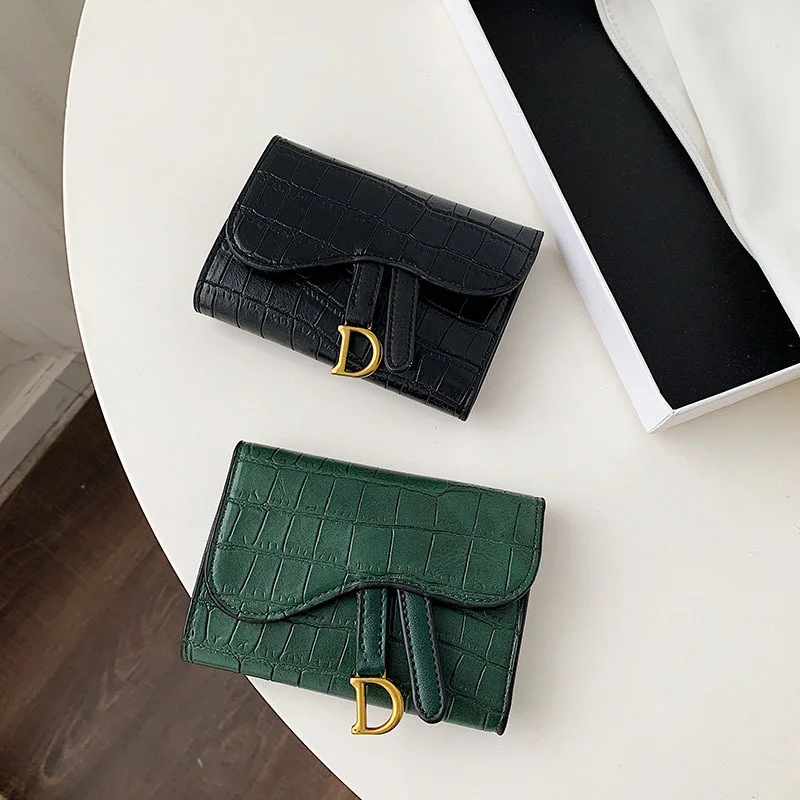 2022 New Small Luxury Wallets Famous Brands Coin Card Case Crocodile Pattern VIP Holder Metal Hasp Purse for Girls Celebrating