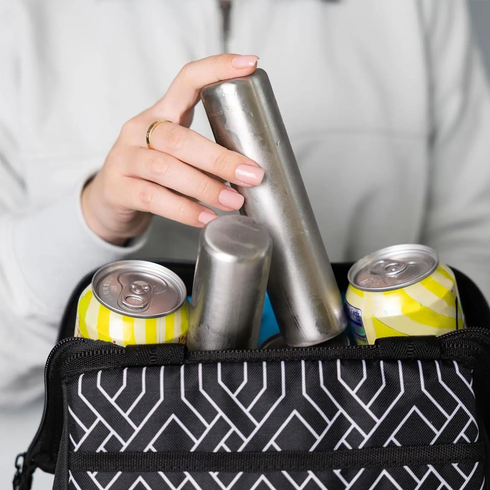 Stainless Steel Ice Cubes metal Cooling Pack Portable Cooler Rapid Freezing Metal Freezer keeping food fresh for Coffee Kitchen