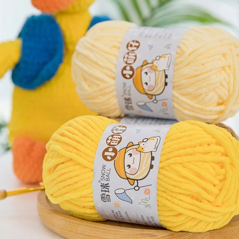 Knitting Yarn 50g/Ball Thick Soft DIY Scarf Hat Crochet Chunky Thread Handmade Velvet Chenille Yarn Kit for Sweater