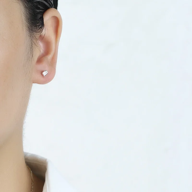 Boucles d'oreilles clous Carador en argent et oxyde de zirconium forme cœur