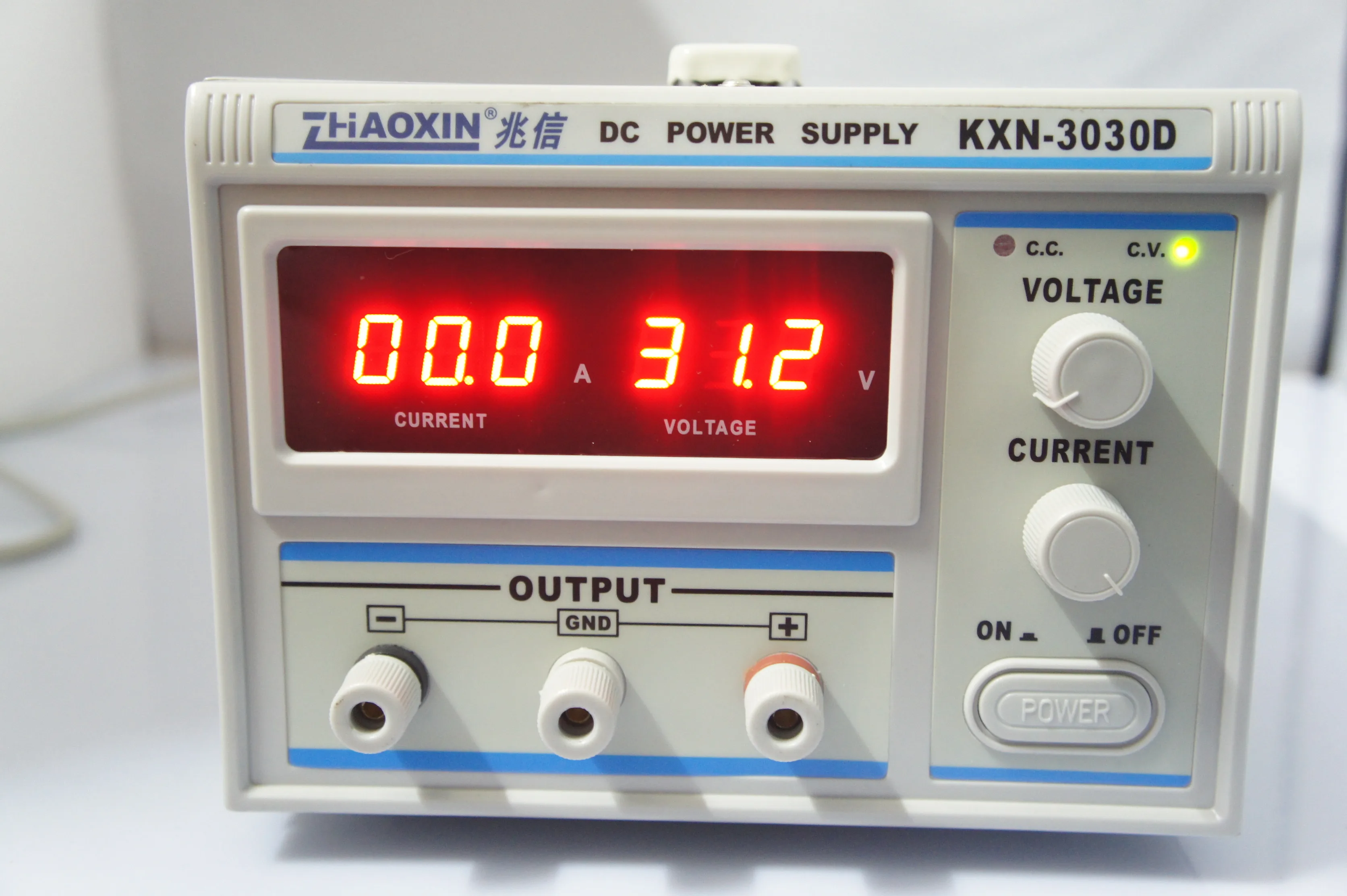 Digital KXN-3030D Precision Variable Adjustable 30V 30A DC Power Supply detail image 4