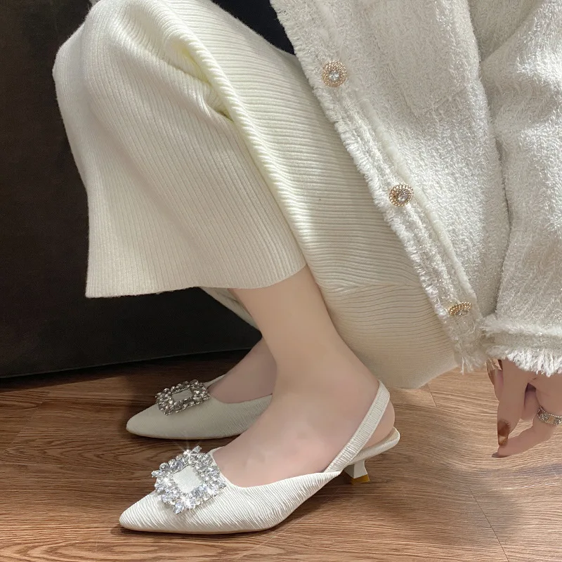 Women Pumps 2024 New Sandals Goddess Style French Gentle Rhinestone Pointed Back Strap Thick Heels Wedding Shoes