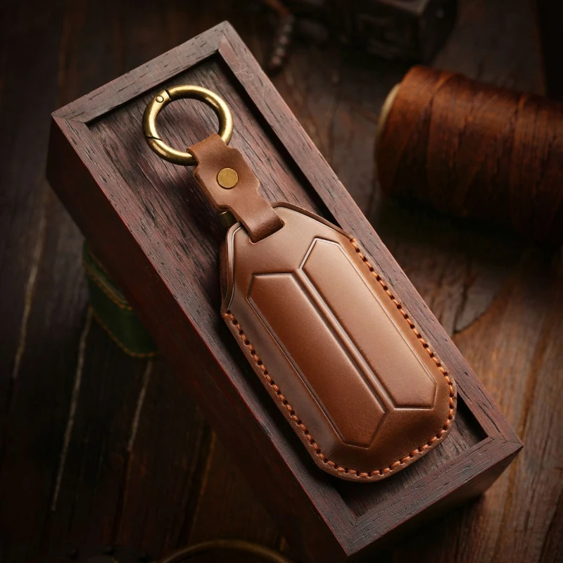 Elegant Leather Car Key Case with Keychain Accessories