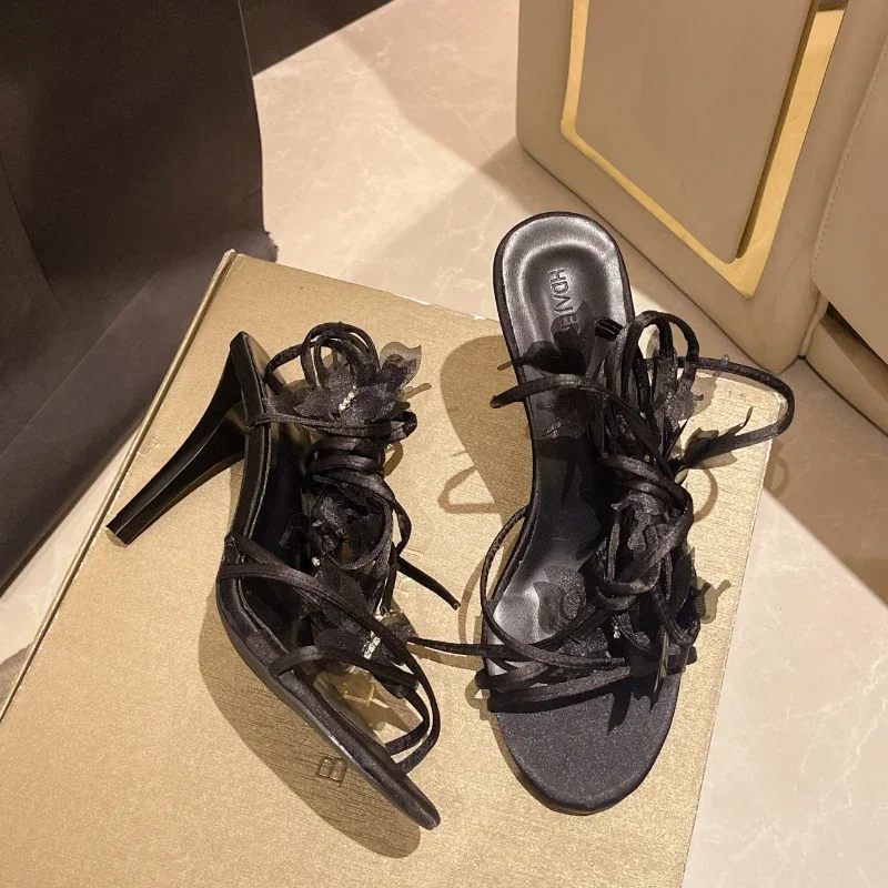 صندل ساتان كعب عالي