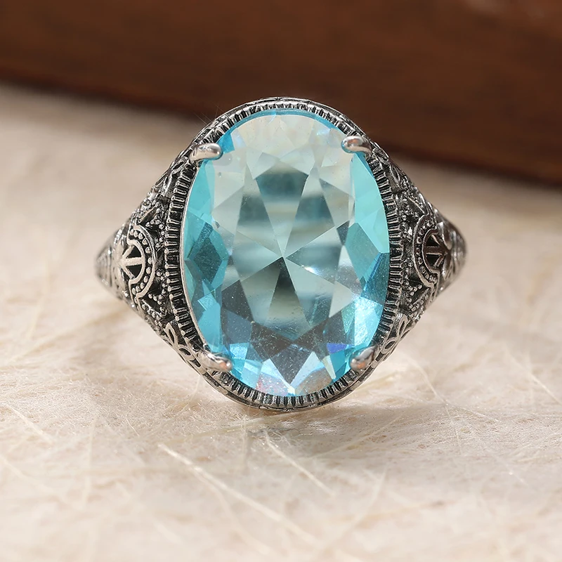 Dazzling Silver Inlaid Sea Blue CZ Women's Ring - Elegant Geometry Daily Wear Party Jewelry