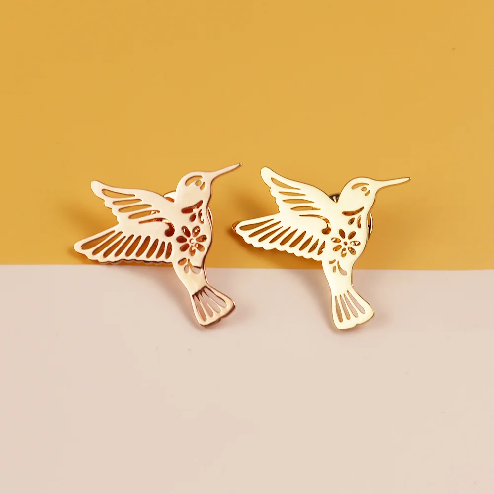 스테인레스 스틸 소재로 제작된 절묘한 새 브로치, 스틸/골드/로즈 골드/블랙으로 제공, 우아한 액세서리, 패셔너블