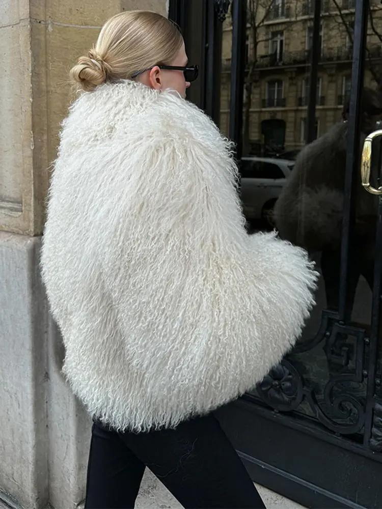 Elegant White Women's Thicken Cropped Faux Fur Coat Casual Long Sleeve Short Loose Fur Jacket Winter Lady Chic Street Outerwears 3