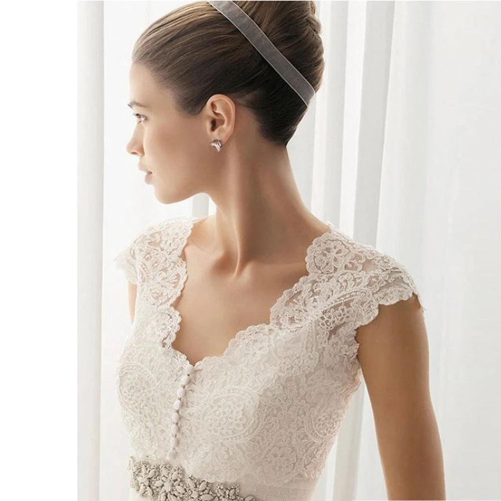 

Wedding Bolero V neck Lace Bridal Wraps for Wedding Party Prom Cheap Ivory Sleeveless Bride Jacket Bolero Shrug