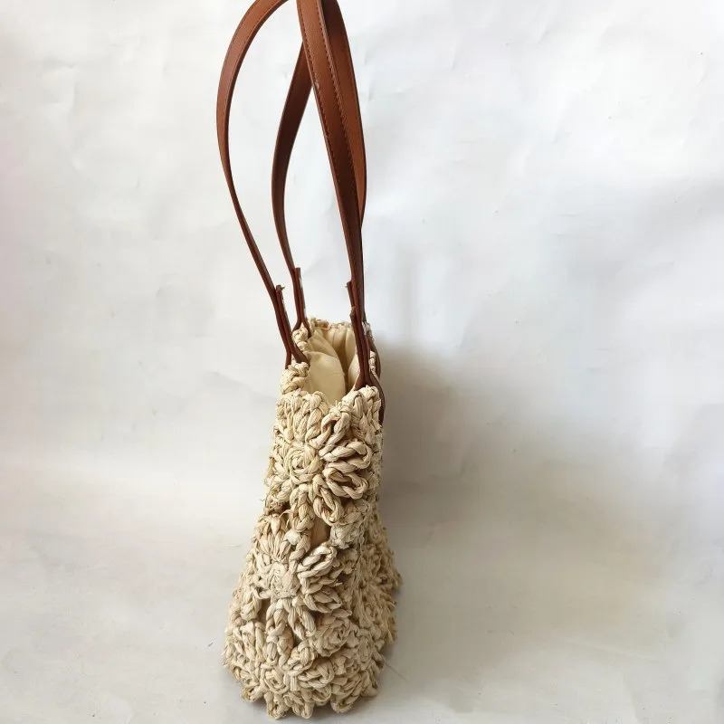 2023 Summer New Straw Bag Hand-Woven Bag Hollow Bucket Bag Corn Husk Sewn Handbag Leisure Holiday Beach Bag