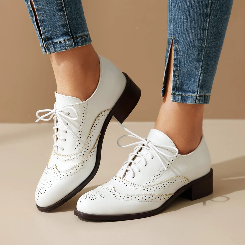 Autumn Spring Retro Oxford Shoes Women White lace up round toe Flats Brogues Office Female Derby Shoes Ladies British style