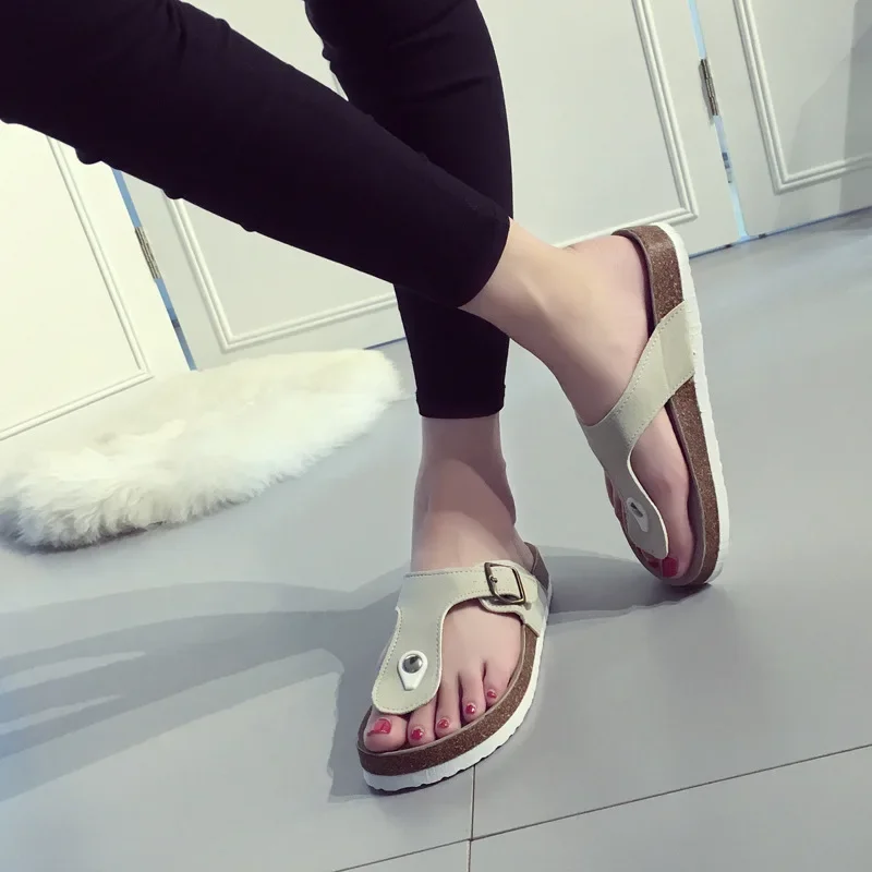 High Quality men and women Summer Cork Foot bed Sandal Outdoor Slippers Large Size Flat Slippers for women Zapatillas Mujer